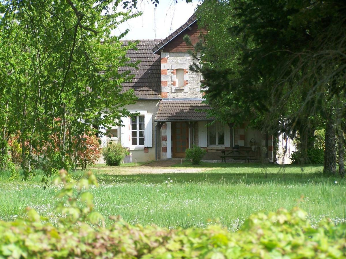 Gite En Forterre Druyes-les-Belles-Fontaines エクステリア 写真